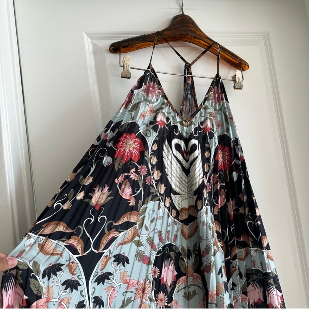 Farm Rio Blue Flowing Beauty Pleated Sleeveless Midi Dress - Picture 2 of 9